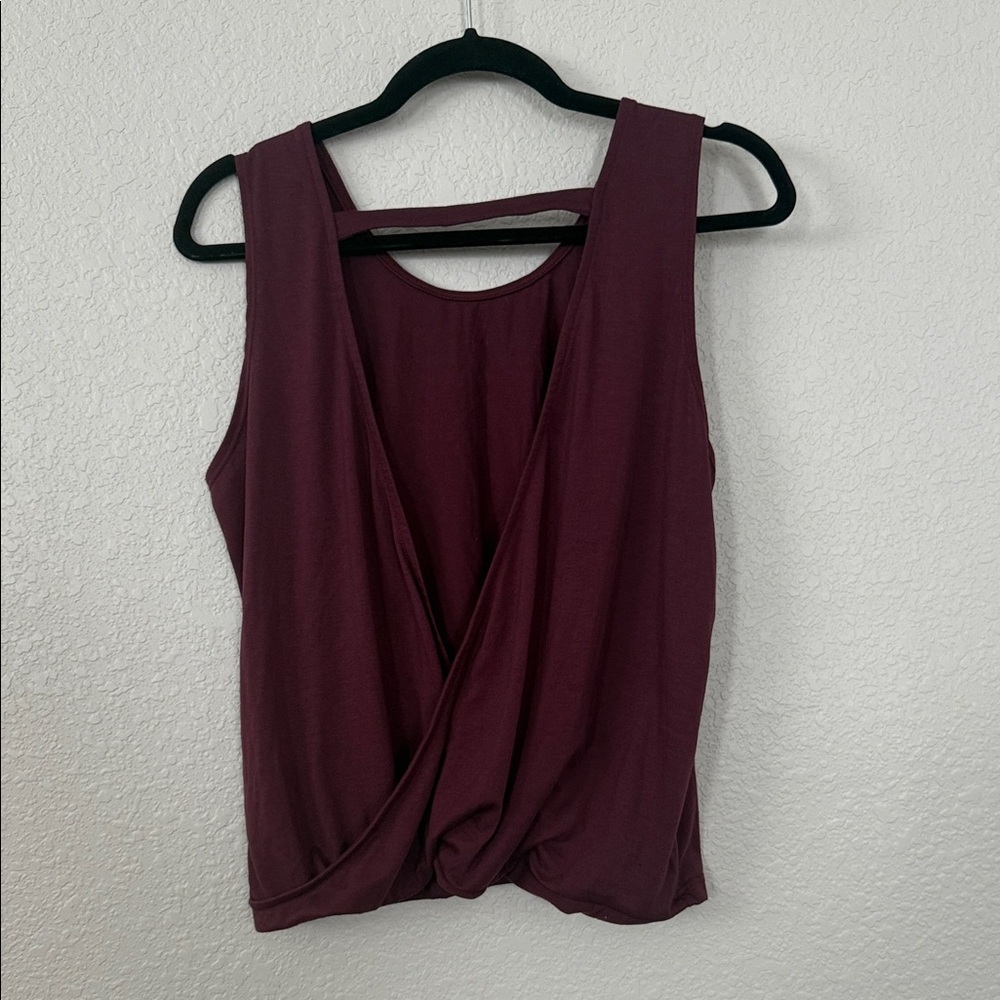Onzie Burgundy Open Back Twist Tank Top Yoga Athletic Medium